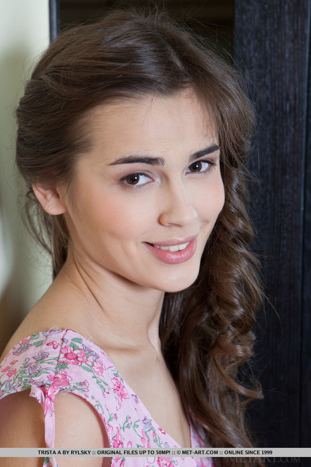 Pretty chick too hot to stay dressed strips - XXX Dessert - Picture 1