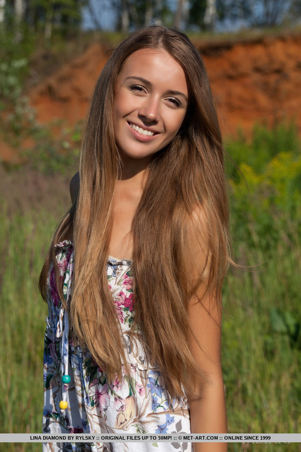 Sexy gorgeous sex model looks fiery hot dis - XXX Dessert - Picture 2