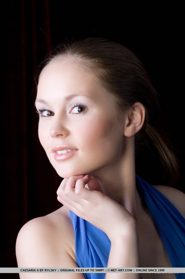 Sweet skinned cute chick looks so inviting  - XXX Dessert - Picture 1