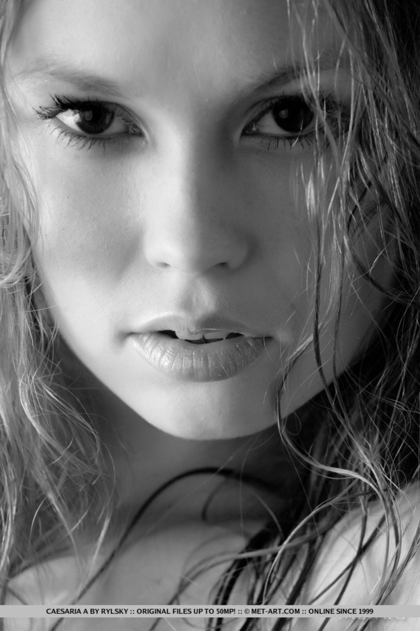 Sweet skinned cute chick looks so inviting  - XXX Dessert - Picture 18