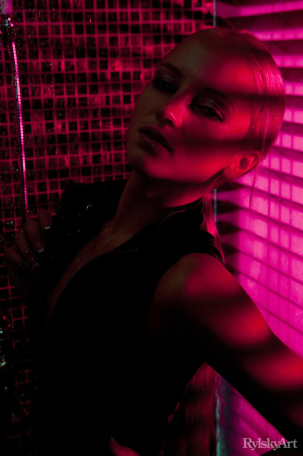 Blonde teen gal in a ponytail takes off her - XXX Dessert - Picture 16