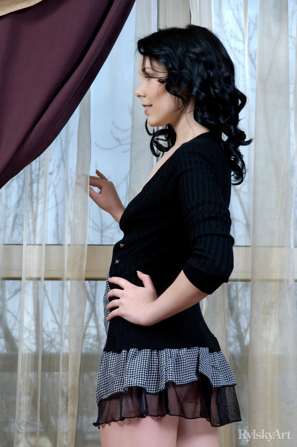 Naughty brunette teeny undresses to have fu - XXX Dessert - Picture 7