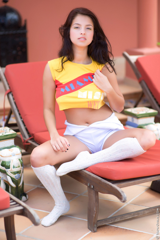 Exotic chick loves the outdoors and her big - XXX Dessert - Picture 5