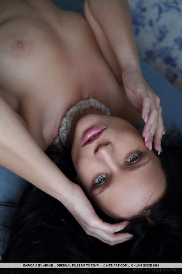 Stunning brunette reveals herself on light  - XXX Dessert - Picture 18
