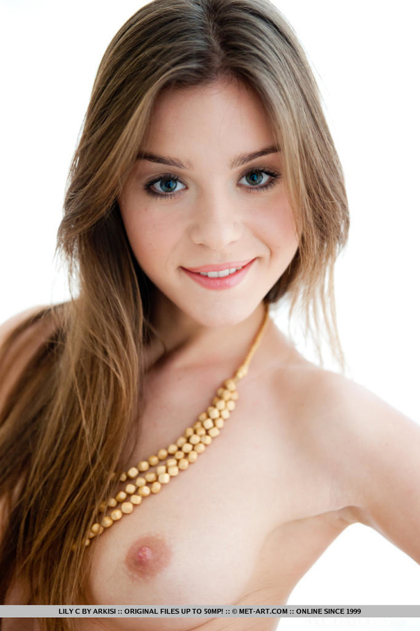 Lovely little blonde makes moves naked on t - XXX Dessert - Picture 18