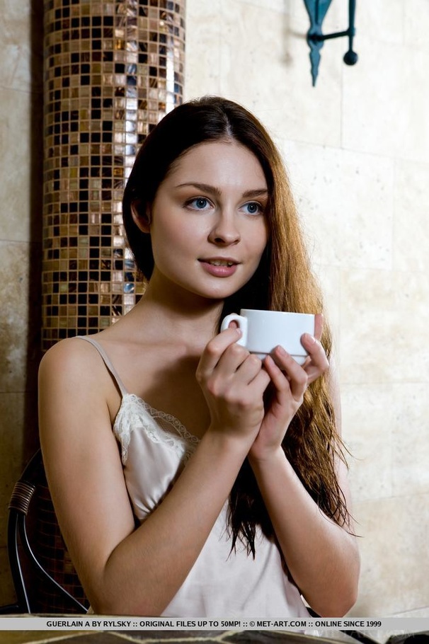 European college student shows off her neve - XXX Dessert - Picture 1