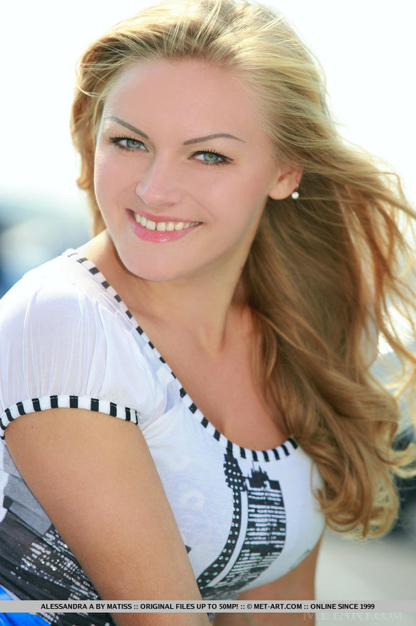 Blone-haired blu-eyed aryian bombshell take - XXX Dessert - Picture 1