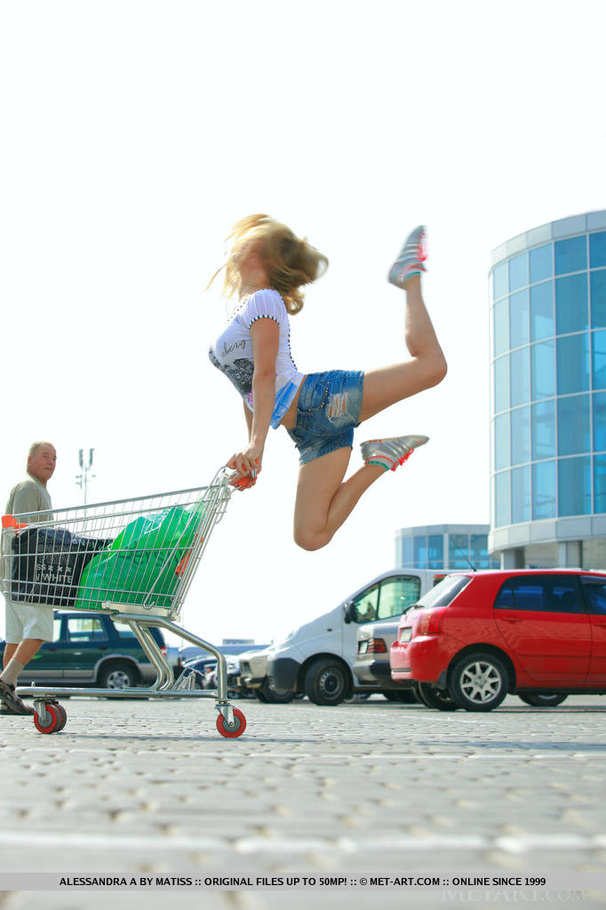 Blone-haired blu-eyed aryian bombshell take - XXX Dessert - Picture 2