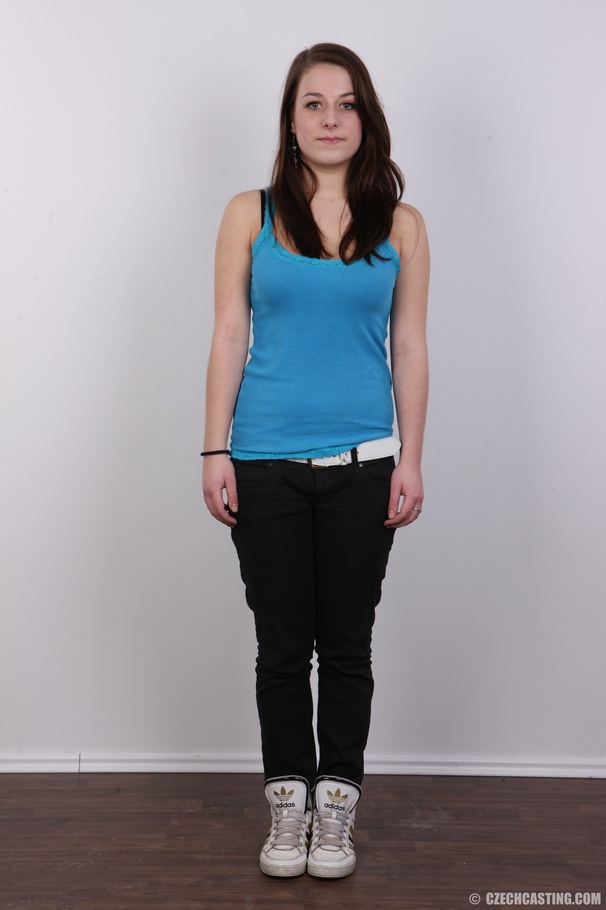 Young sweet looking chick looks extra sexy  - XXX Dessert - Picture 2