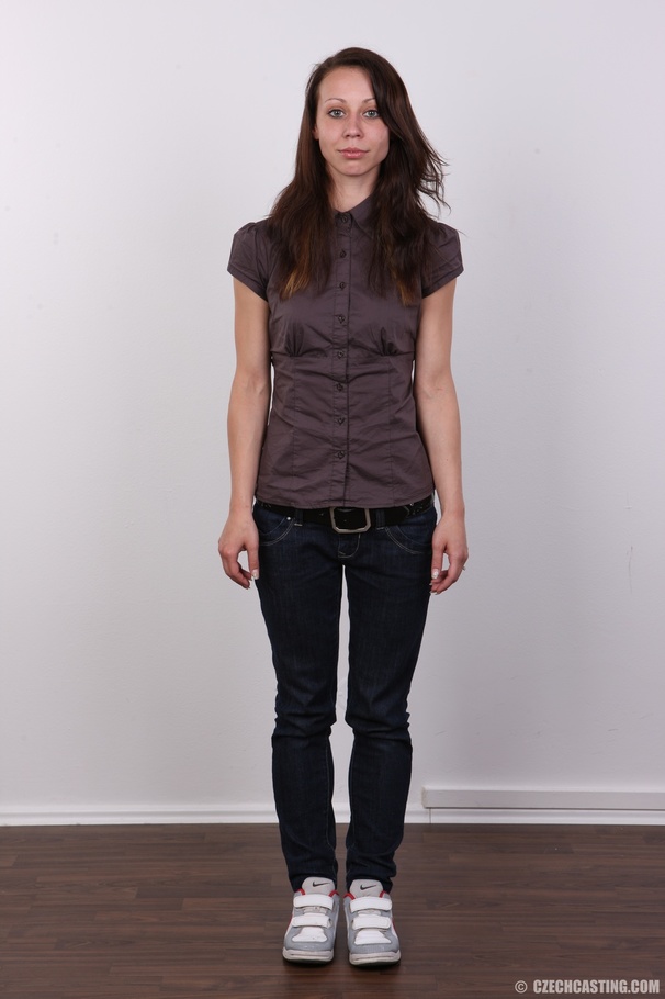 Pretty Slim chick shows off real cute ass,  - XXX Dessert - Picture 2