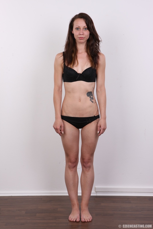 Pretty Slim chick shows off real cute ass,  - XXX Dessert - Picture 8