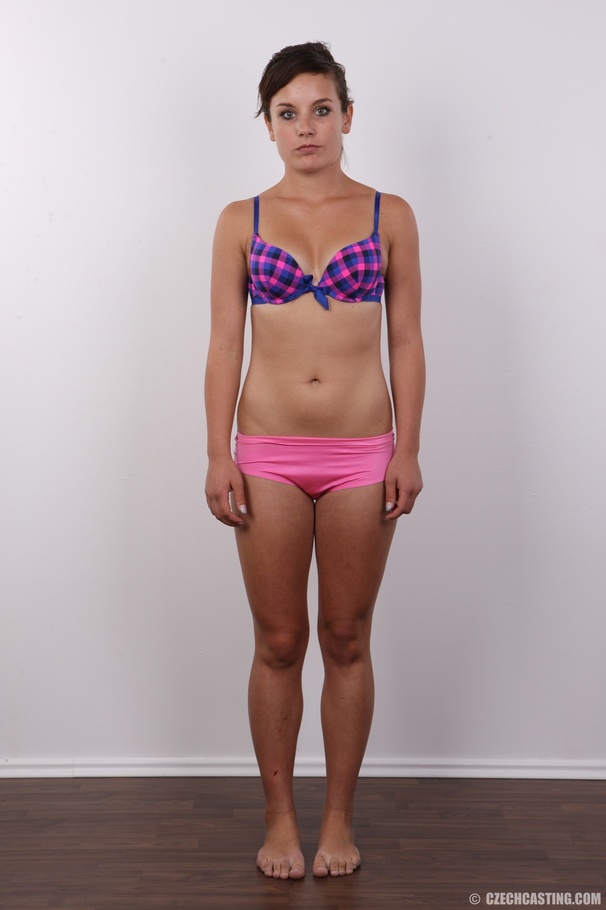 Short hair young brunette goes nude to show - XXX Dessert - Picture 6