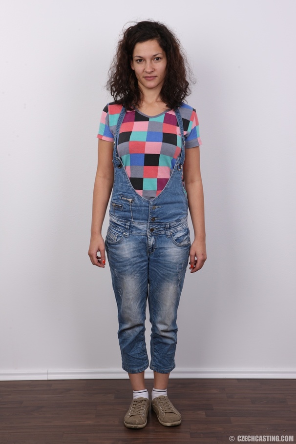 Cute girl with wild fire in her eyes looks  - XXX Dessert - Picture 2