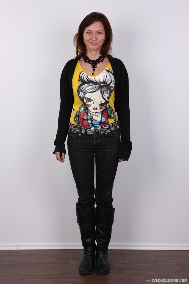 Hot looking matured chick with red hair mod - XXX Dessert - Picture 2