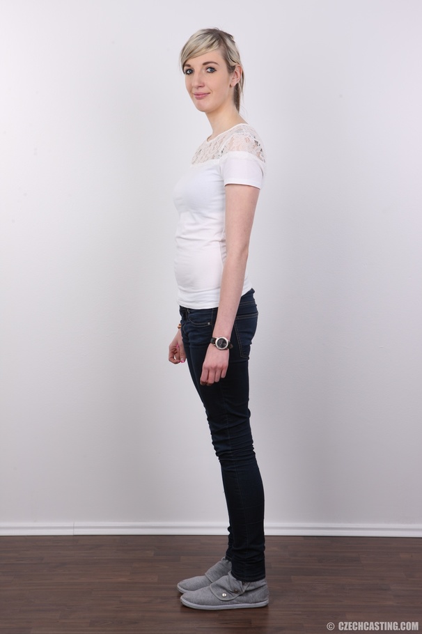 Young pretty blonde with smashing tits, sof - XXX Dessert - Picture 3