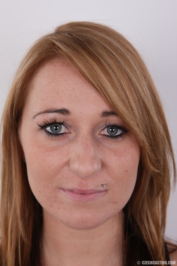 Hot tattooed blonde reveals soft sexy figur - XXX Dessert - Picture 1