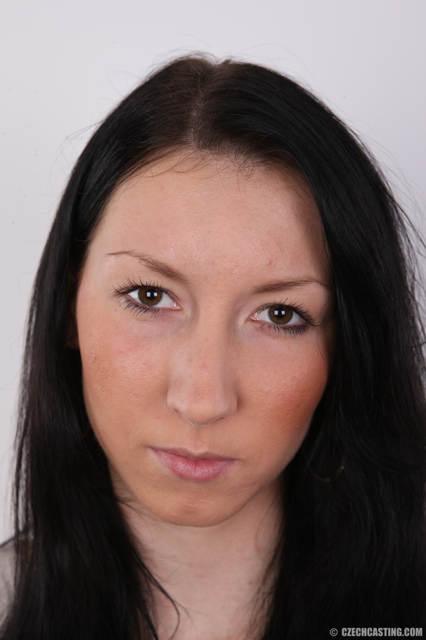 Slender dark hair chick shows off sexy slim - XXX Dessert - Picture 1