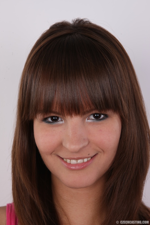 Sweet chick with sexy smile and big tits sh - XXX Dessert - Picture 1