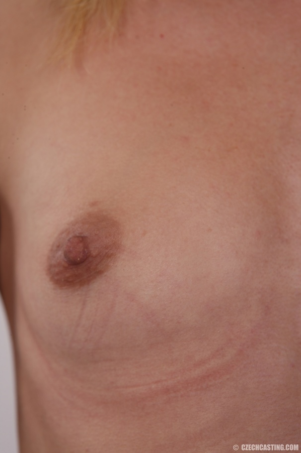 Lusty and cute blonde mom takes it all off  - XXX Dessert - Picture 7