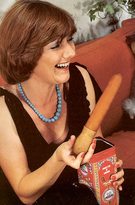 Two hairy seventies ladies playing with dic - XXX Dessert - Picture 2