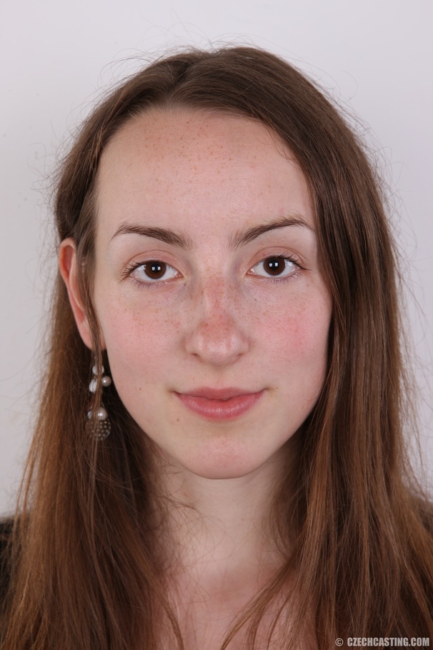 Young smiling beauty with cute eyes shows o - XXX Dessert - Picture 1