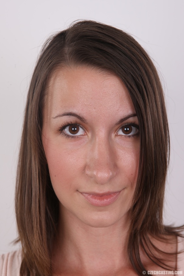 Likable cute slender chick shows off sexy f - XXX Dessert - Picture 1