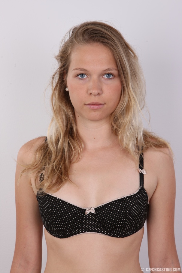 Young blonde beauty with perky firm tits an - XXX Dessert - Picture 6