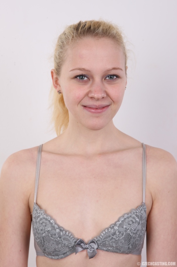 Young sweet skinned blonde shows sexy small - XXX Dessert - Picture 9