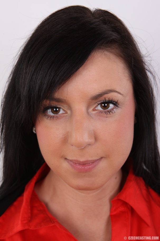 Young pretty chick with black hair, firm cu - XXX Dessert - Picture 1