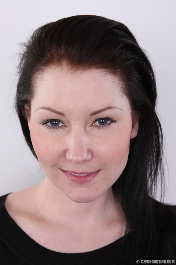 Smiling beauty with really hot looking fles - XXX Dessert - Picture 1