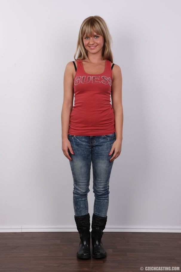 Slim blonde babe with sexy eyes strip to sh - XXX Dessert - Picture 2