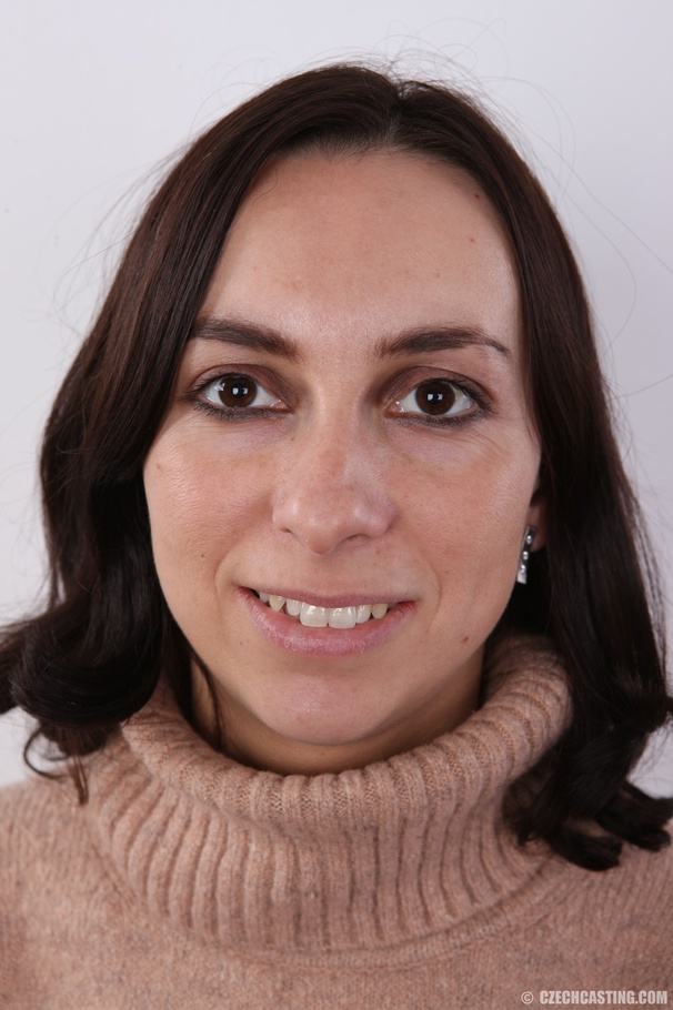 Young shy girl looking for fun goes nude to - XXX Dessert - Picture 1