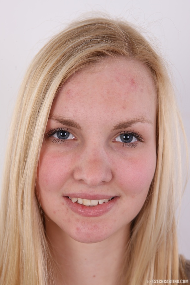 Young sweet looking blonde with cute legs s - XXX Dessert - Picture 1