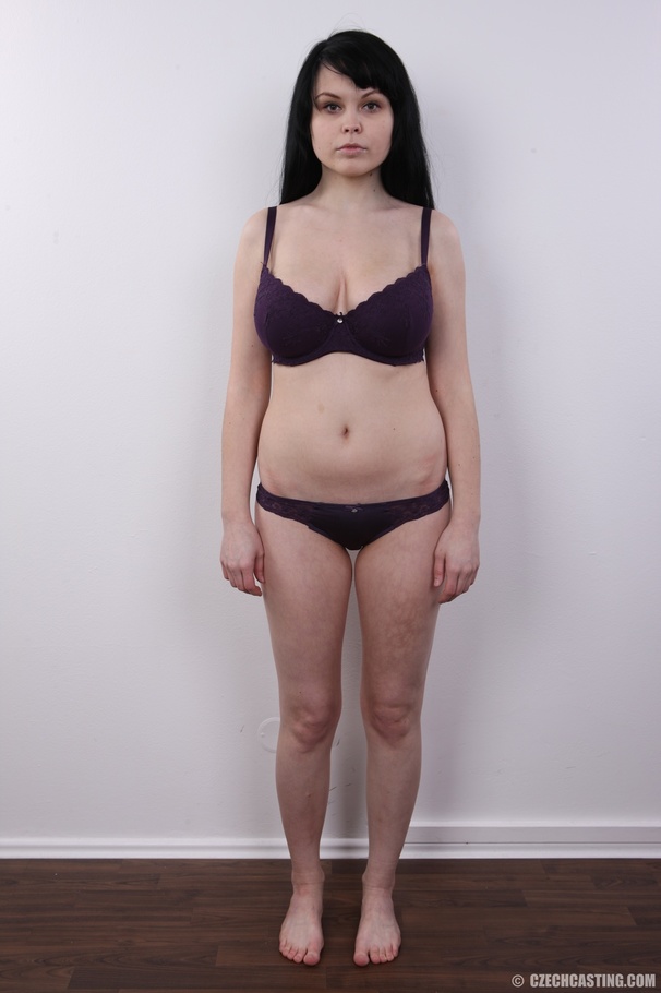 Young black hair slim chick has extra sized - XXX Dessert - Picture 6