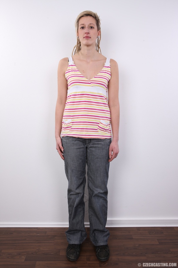 Pretty tall deadlock chick with sexy eyes s - XXX Dessert - Picture 3