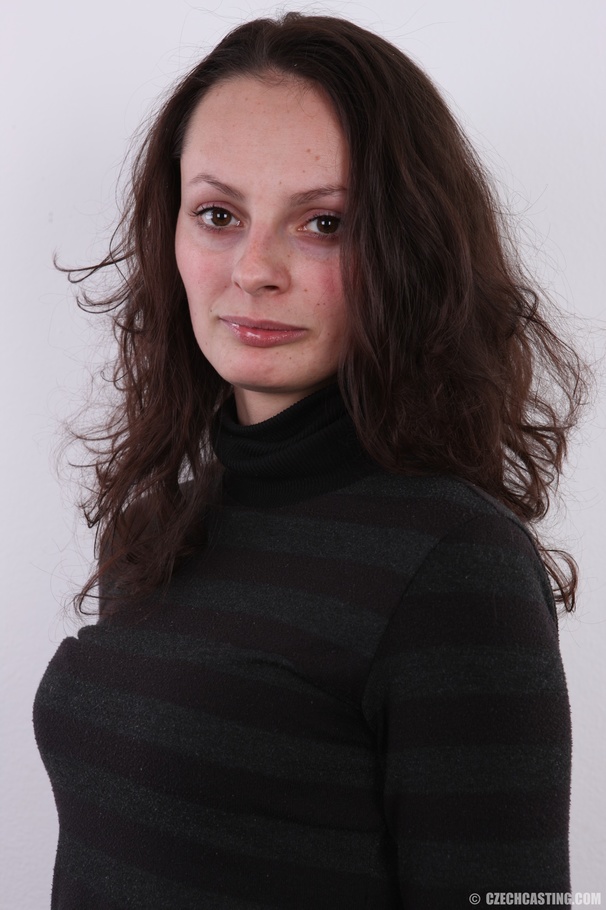 Horny tall chick with cute long legs shots  - XXX Dessert - Picture 4