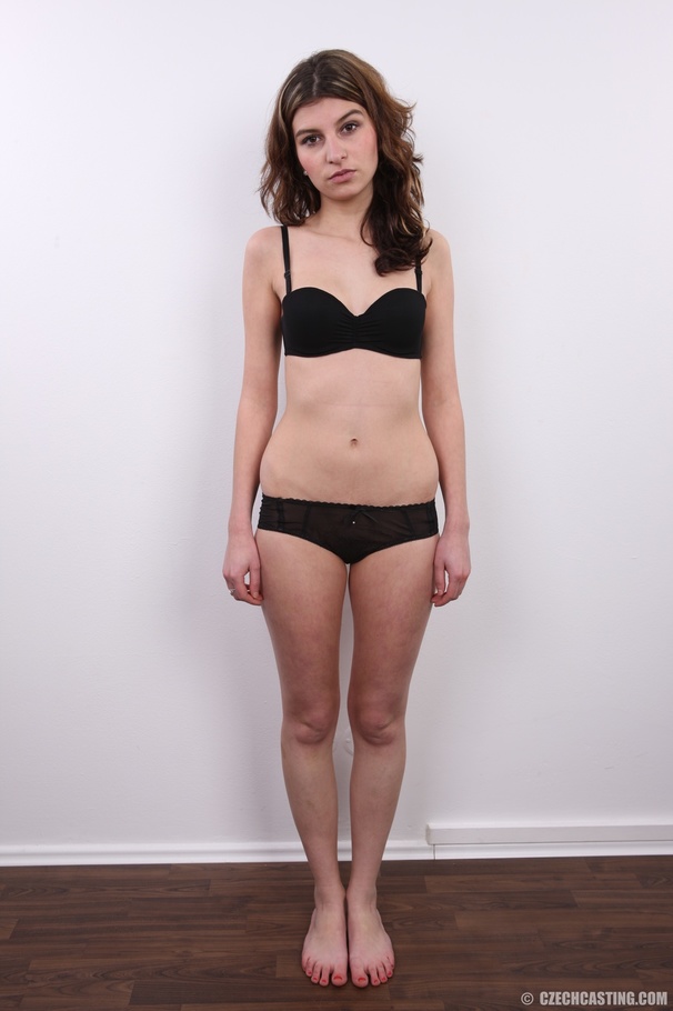 Slim young damsel with cute small boobs, pe - XXX Dessert - Picture 5