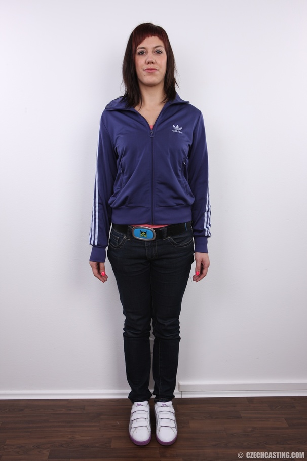 Seductive looking lady with lusty booty, cu - XXX Dessert - Picture 1