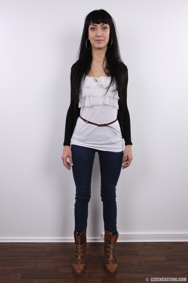 Sexy hot young damsel reveals tattooed body - XXX Dessert - Picture 2