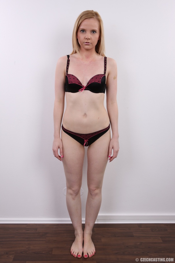 Young fresh and pretty blonde shows her chi - XXX Dessert - Picture 6