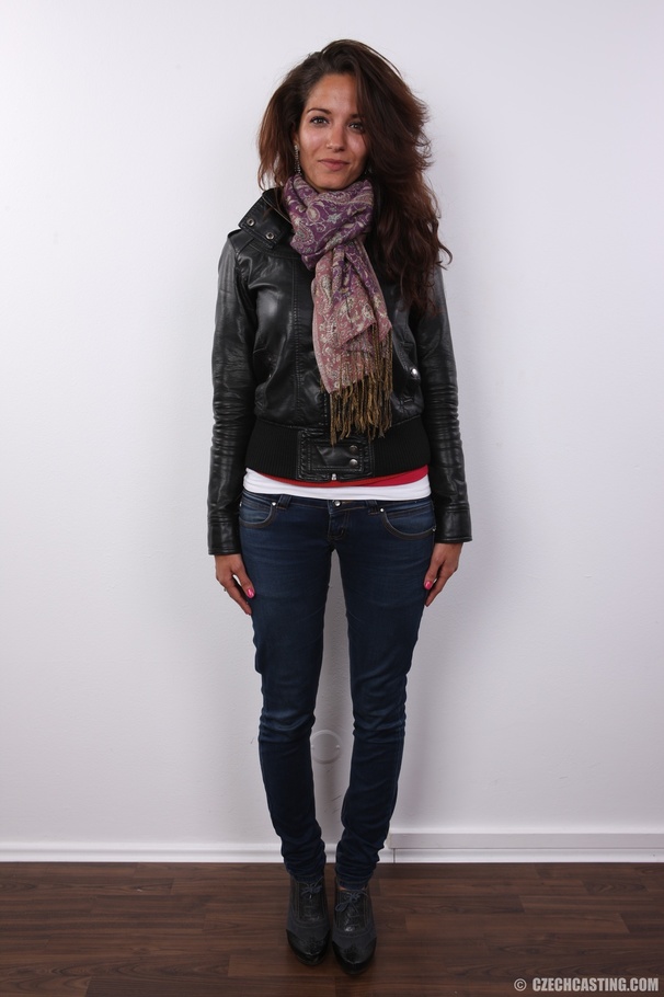 Sexy and wild looking brunette smiles as sh - XXX Dessert - Picture 2