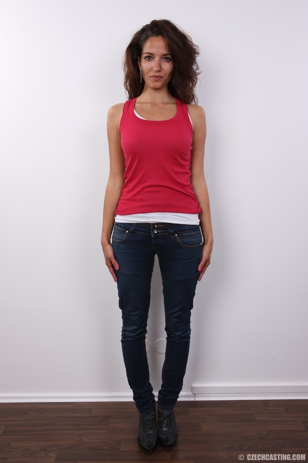 Sexy and wild looking brunette smiles as sh - XXX Dessert - Picture 4