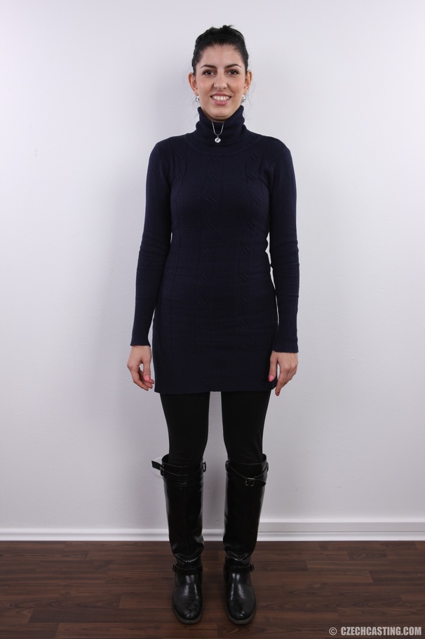 Young supple chick shows round soft boobs,  - XXX Dessert - Picture 2