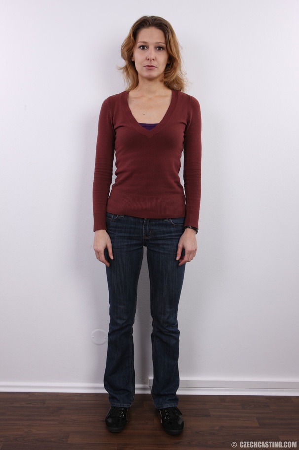 Matured lady with the face and smiles of a  - XXX Dessert - Picture 2