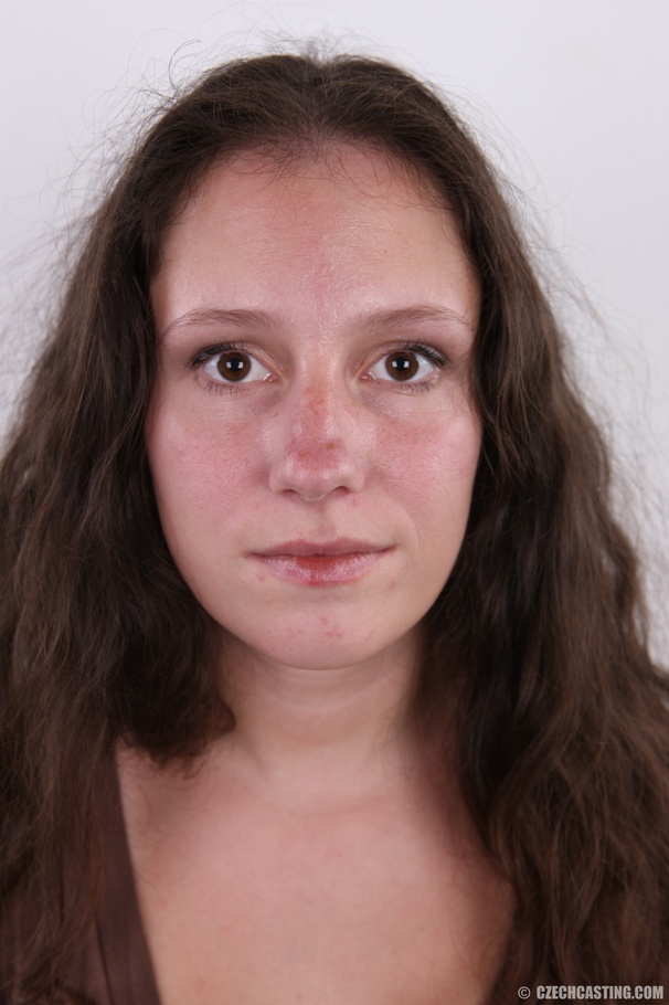 Longhair fleshy babe shows tight butt, swee - XXX Dessert - Picture 1