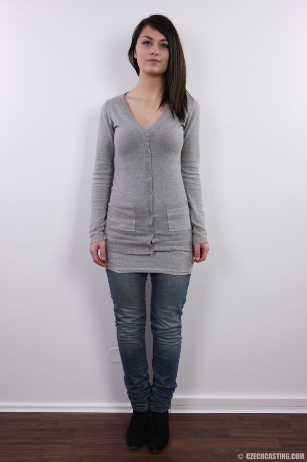 Attractive chick with creamy skin shows swe - XXX Dessert - Picture 2