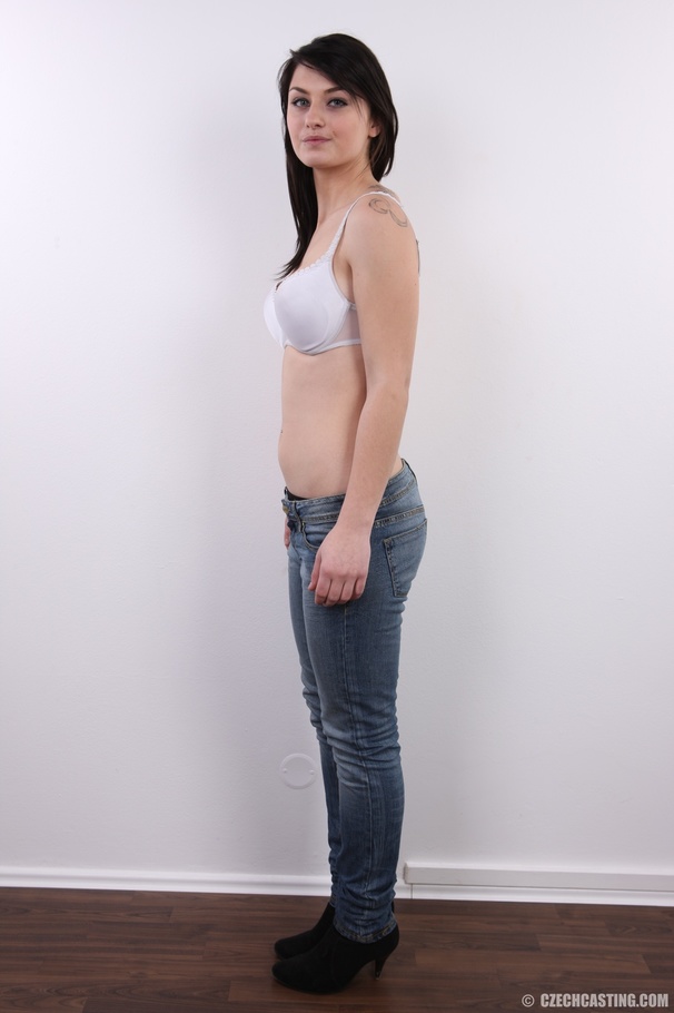 Attractive chick with creamy skin shows swe - XXX Dessert - Picture 6