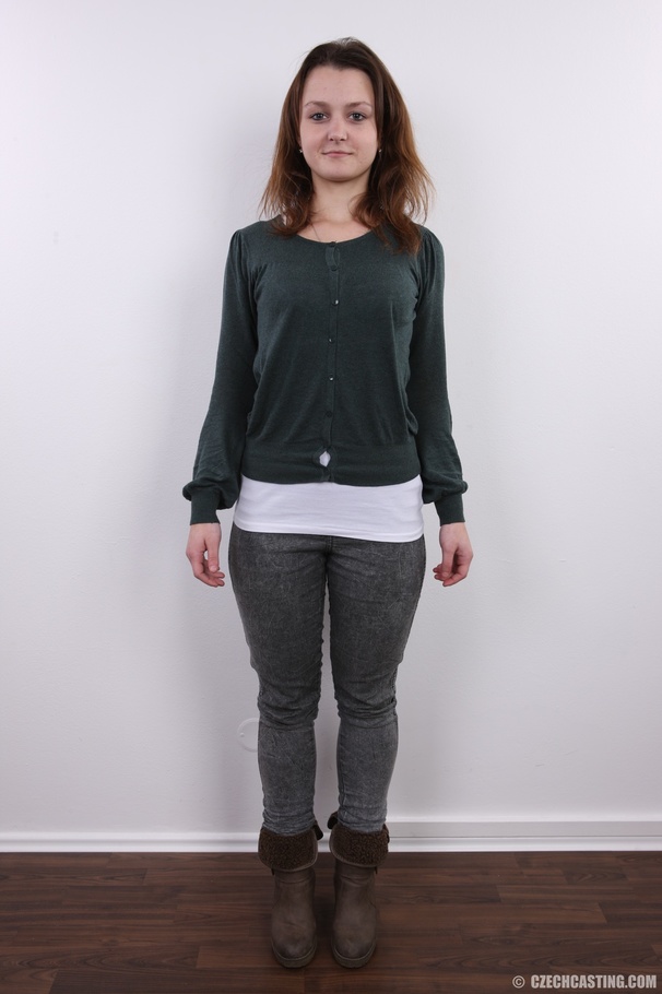 Young sweet chick offers her fresh body, cu - XXX Dessert - Picture 2