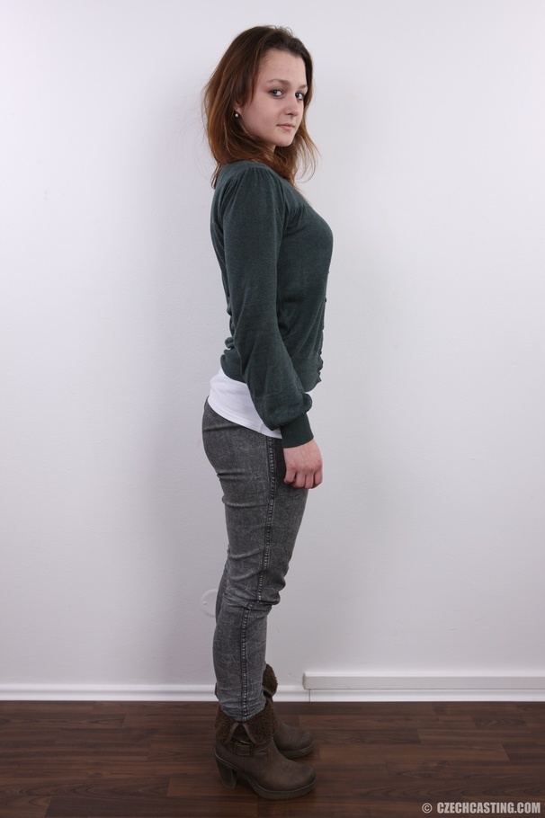 Young sweet chick offers her fresh body, cu - XXX Dessert - Picture 3