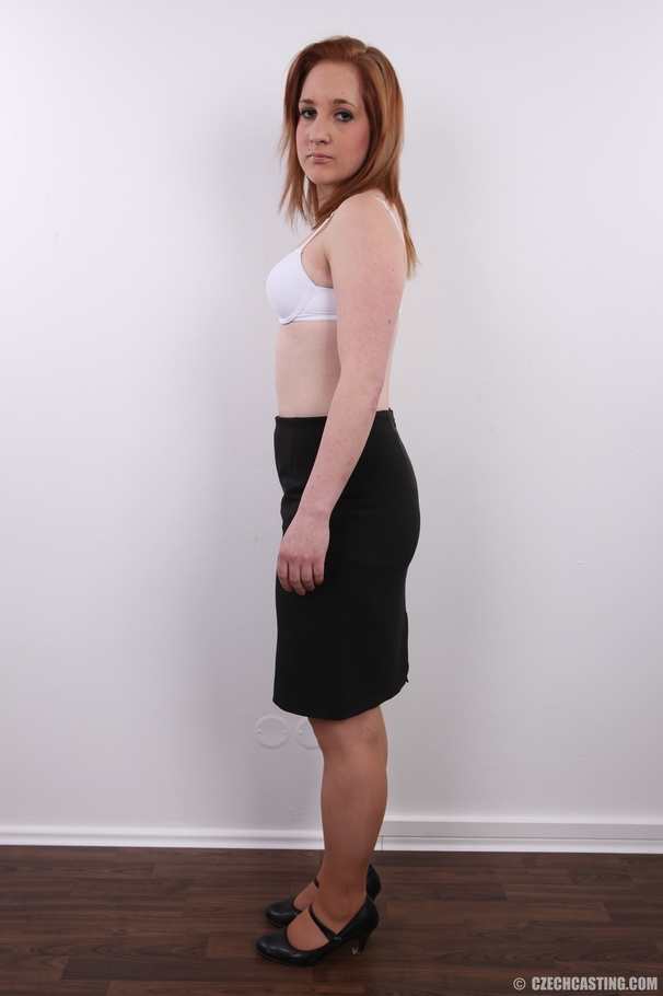 Enticing brunette looking for something new - XXX Dessert - Picture 5